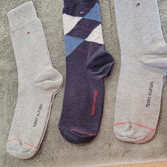 Tommy Hilfiger 3 Pair of Socks!!! - Picture 2 of 8